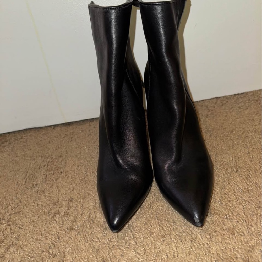 Steve Madden Black Pointed Toe Heeled Boots